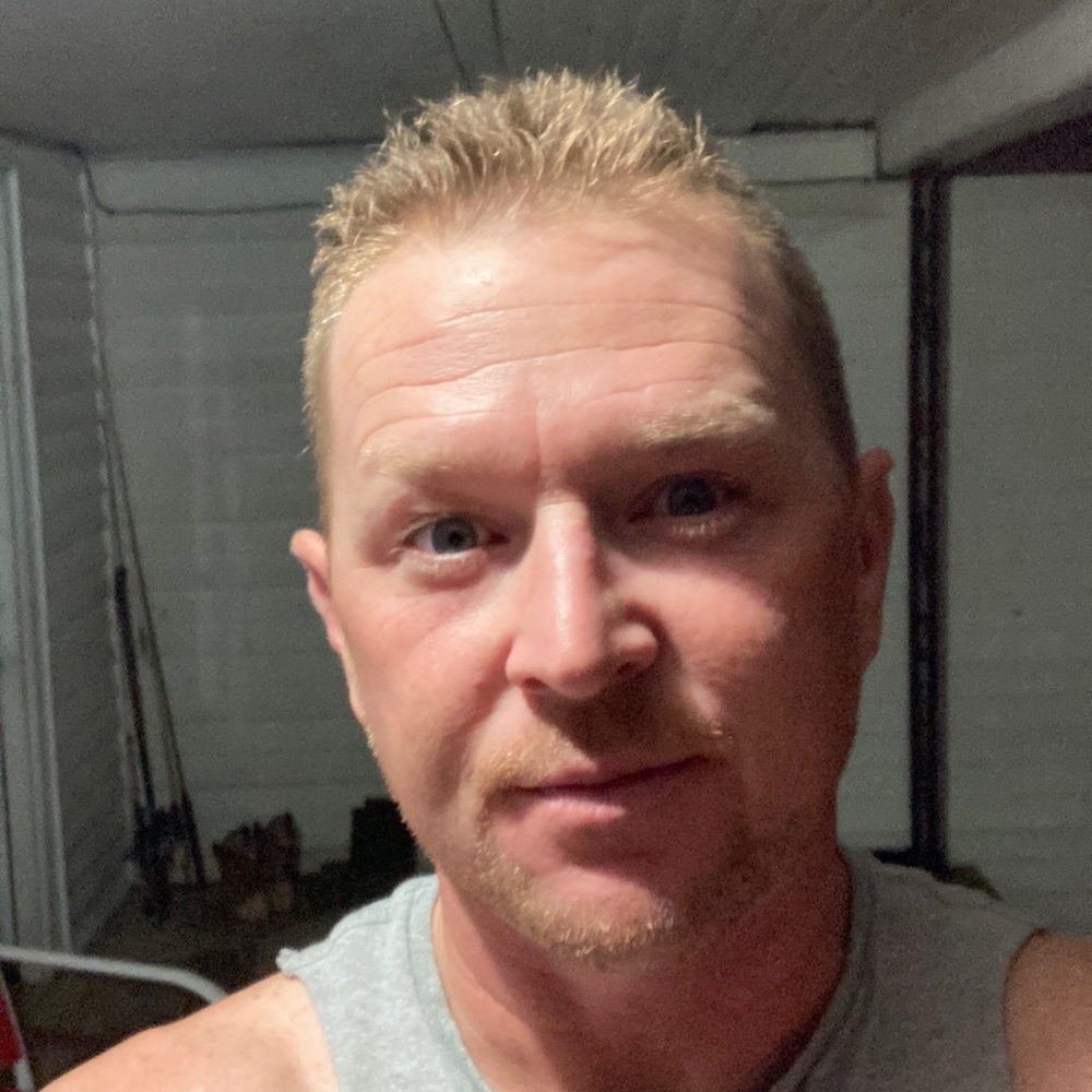 Meet your Posher, Adam